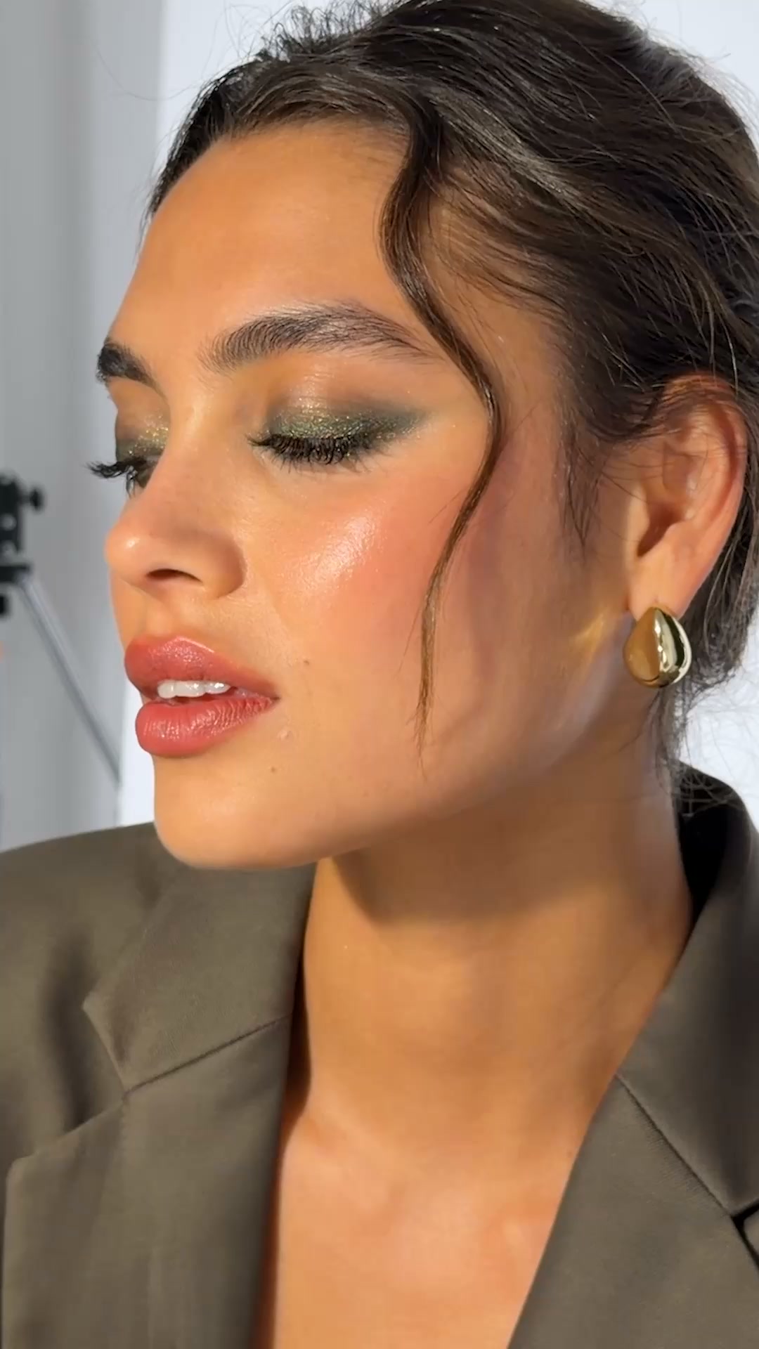 Swipe. Blend. Obsessed.
