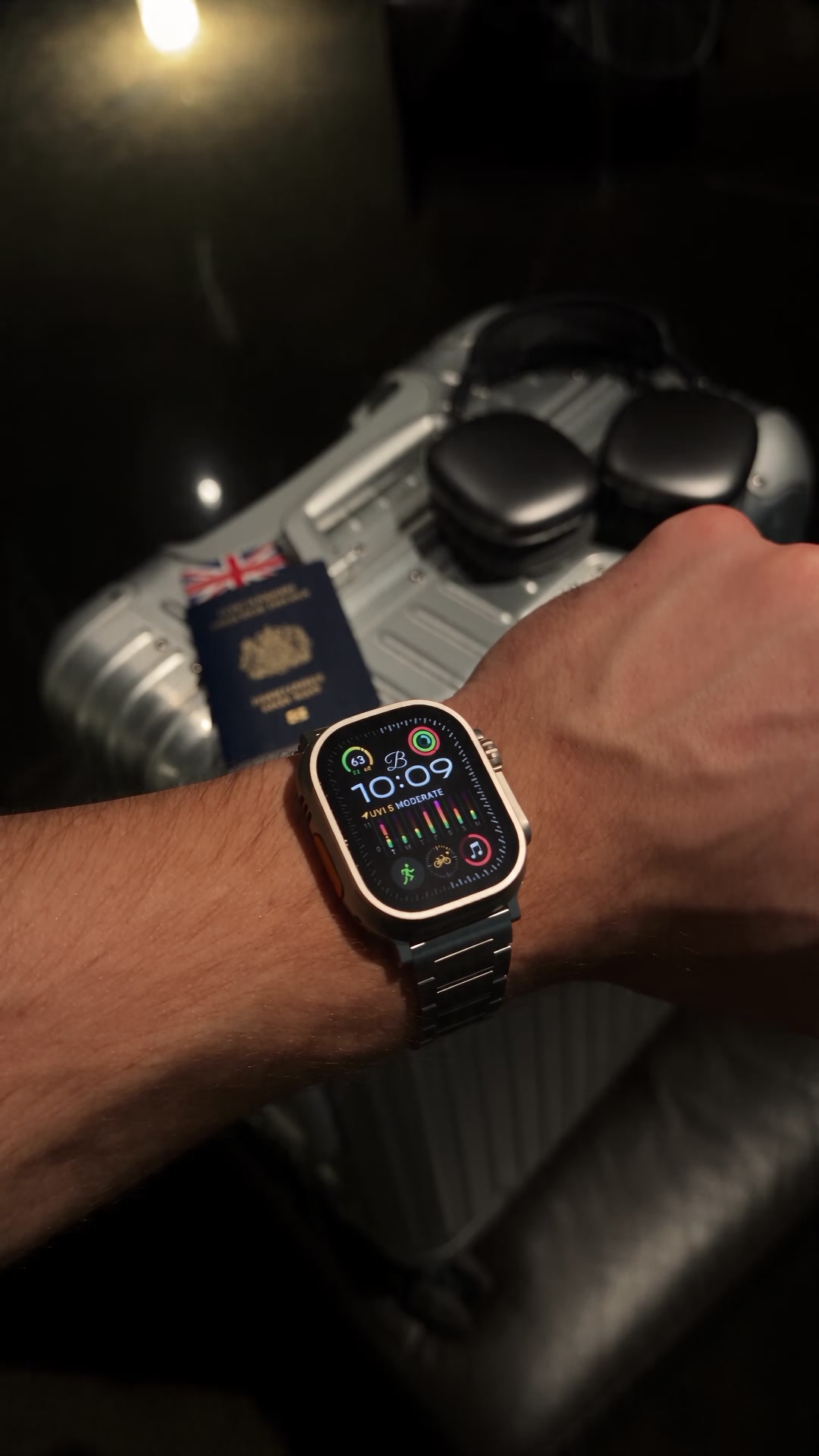 The watch stops looking like a gadget