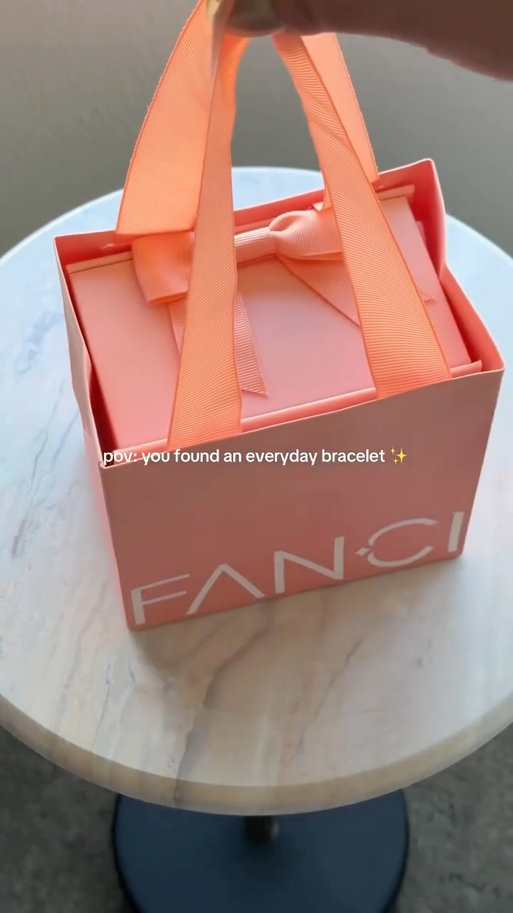 Anúncio de Fanci.Me