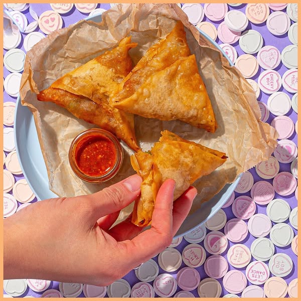 8 Samosas