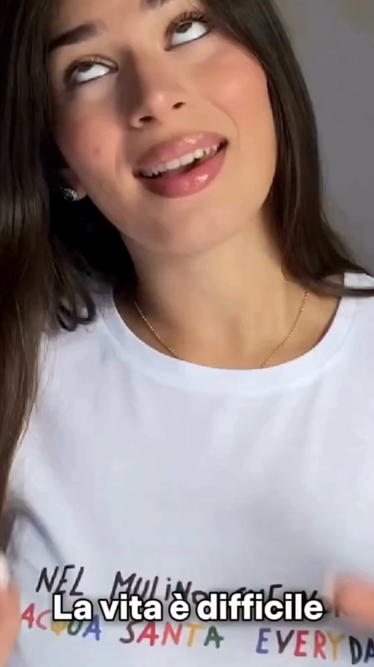Ogni 4 Prodotti acquistati ricevi 1 t-shirt Omaggio!
