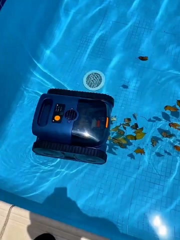 ¡Deja tu piscina reluciente sin mover un dedo!