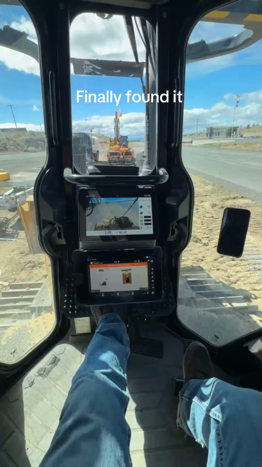 This phone mount literally holds like glue