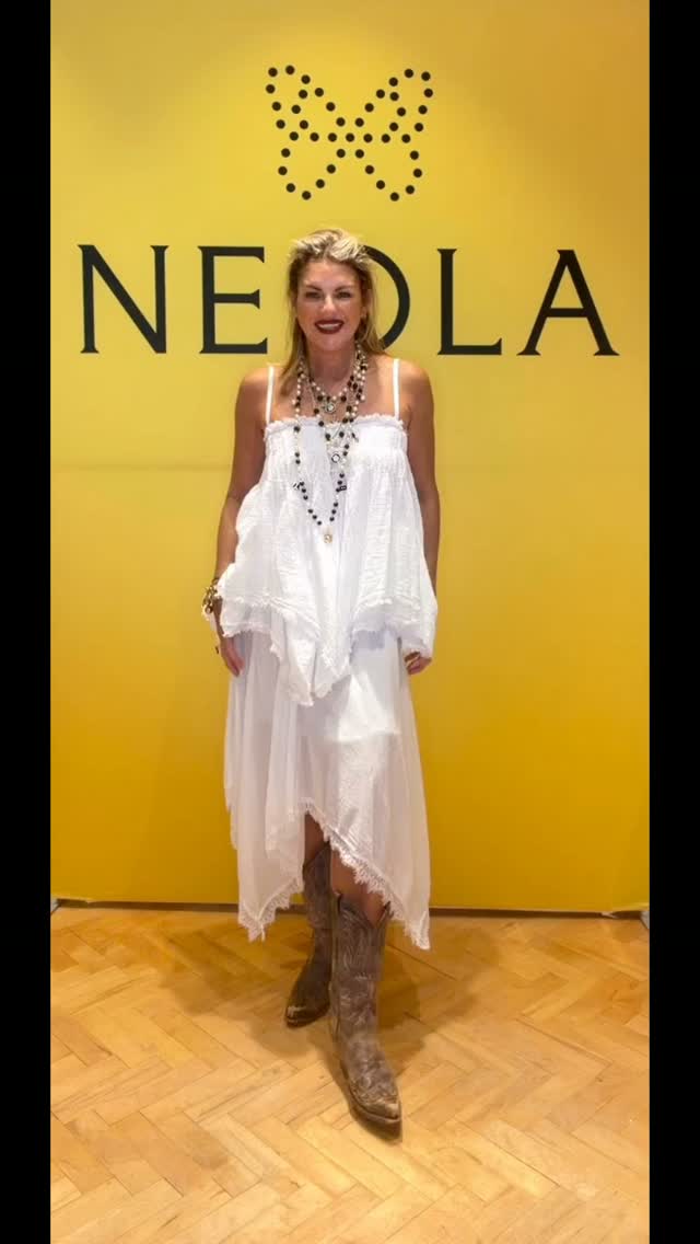 Anúncio de Neola Apparel