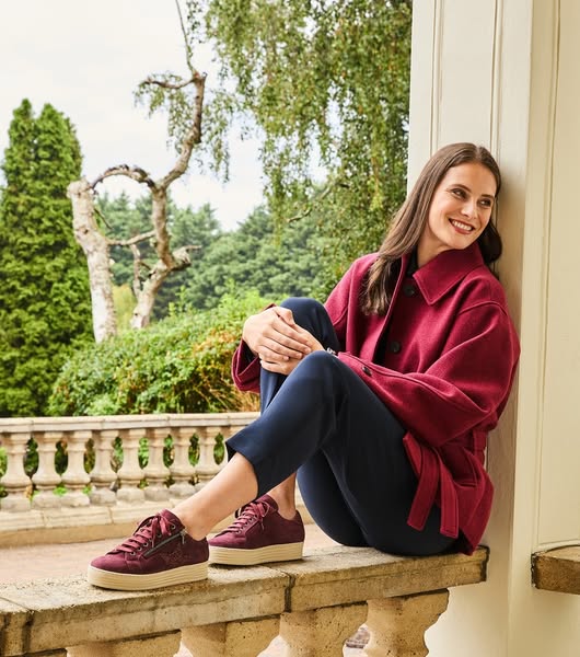 Anúncio de Sole Bliss, Stylish Shoes for Bunions & Wide Feet