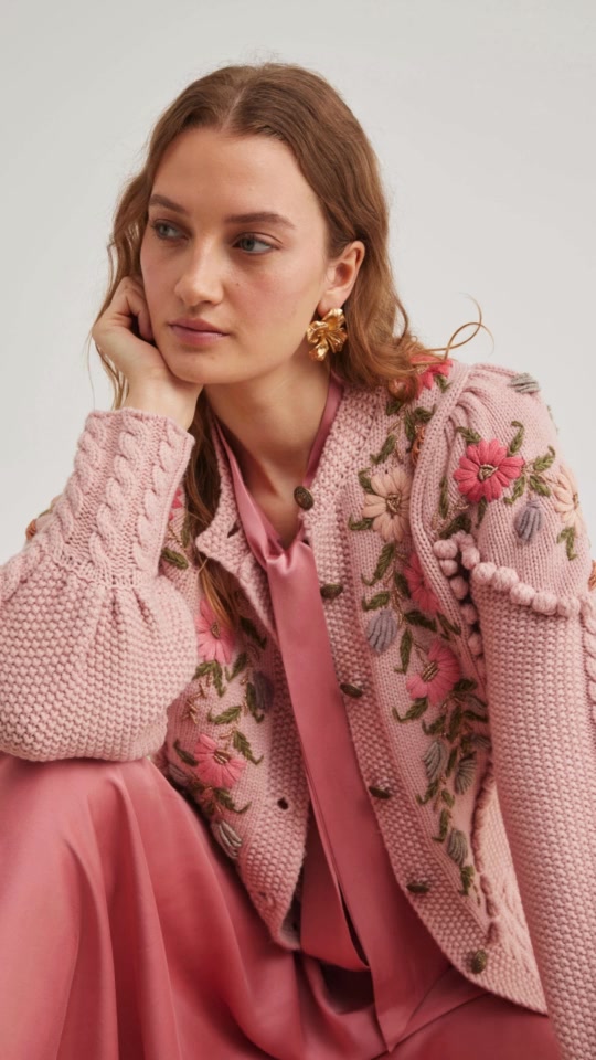 Elevate Style with Scandinavian Slow Fashion