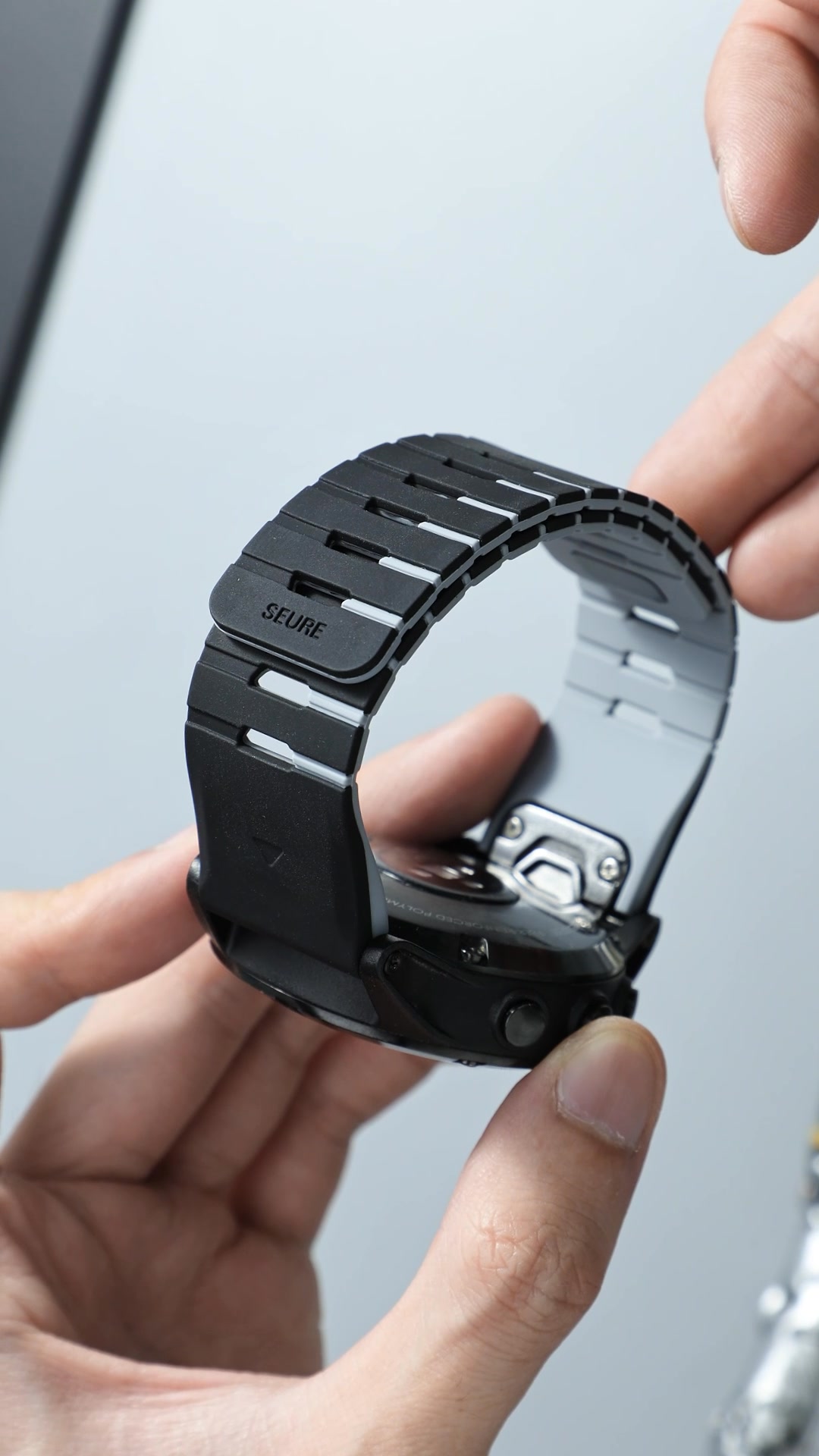 Lightweight Silicone Sport Band for Garmin Fenix