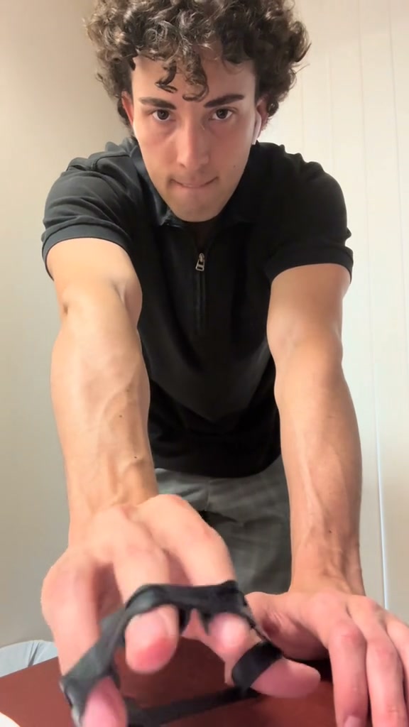 Your Arms Grow. Your Forearms Don't.