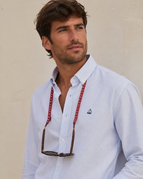 CORTO │ Moda hombre │ Vestir con calma no pasa de moda