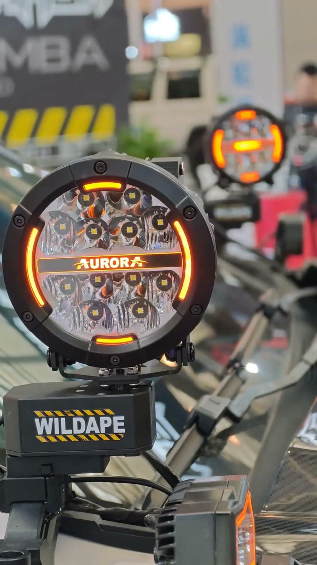 Remote‑Controlled Spotlights. Change Beam Direction from the Driver’s Seat.
