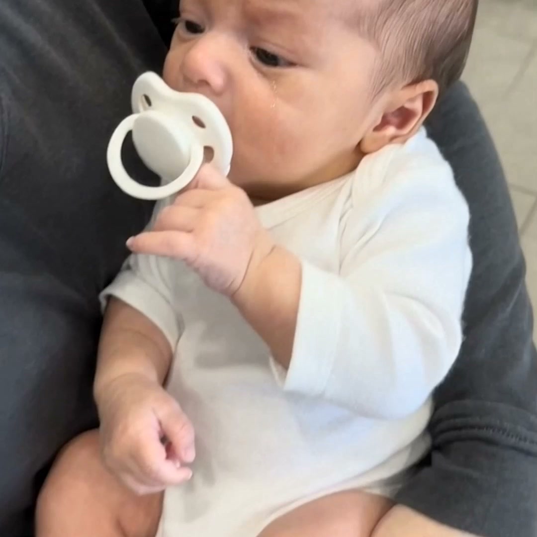 What midwives discovered about pacifier acceptance.