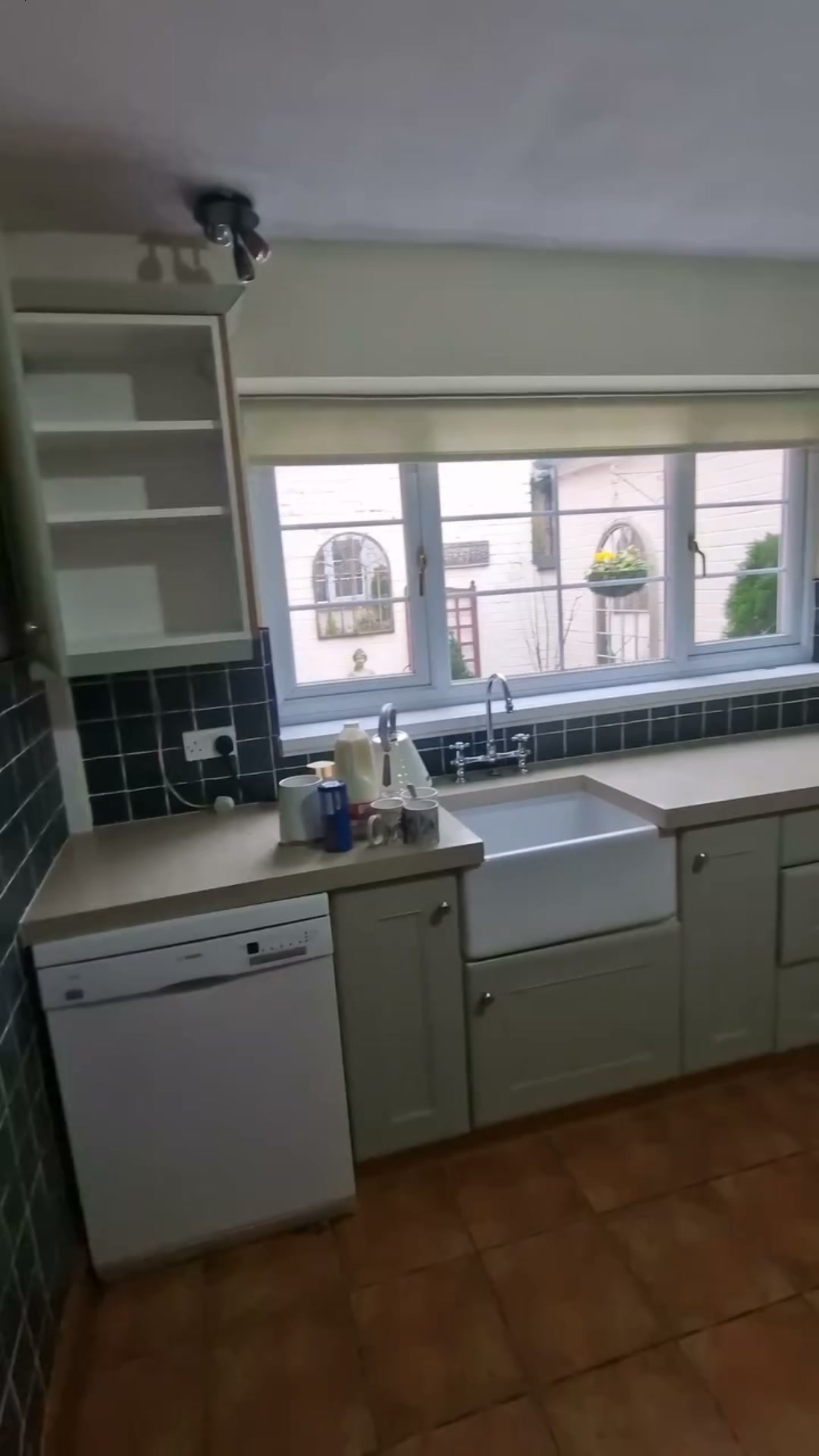 Refresh Your Kitchen With Professional Spraying
