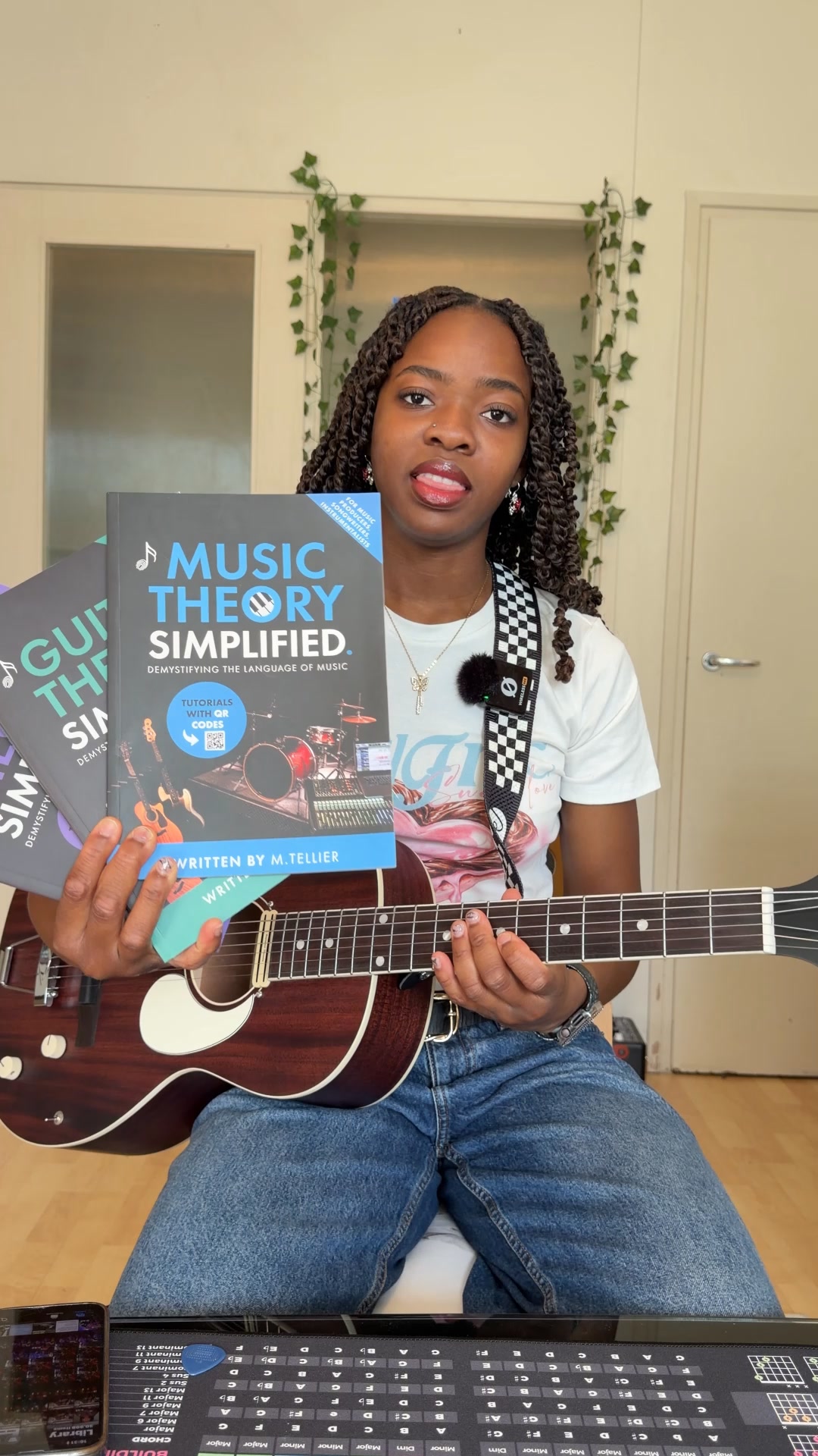 THE #1 RATED GUITAR BOOK