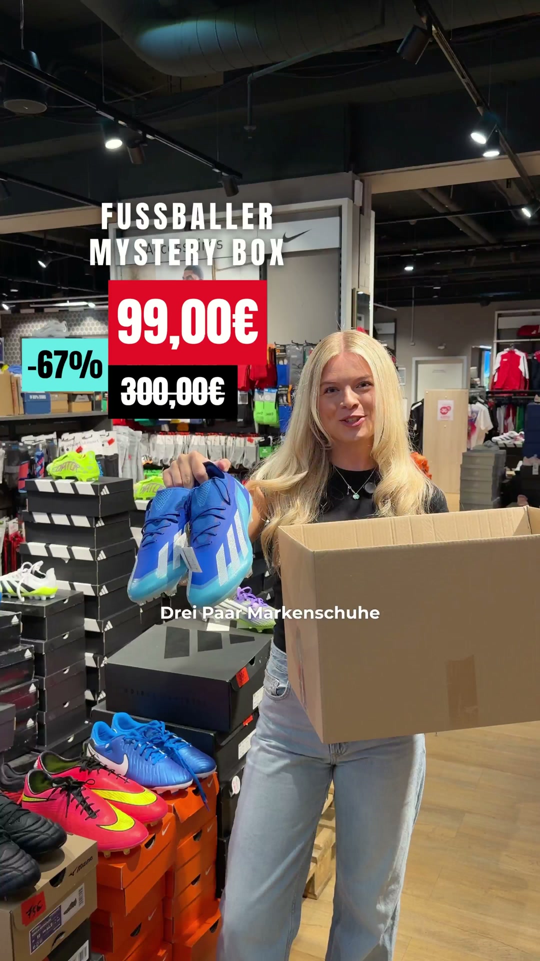 3 Paar Marken-Fußballschuhe