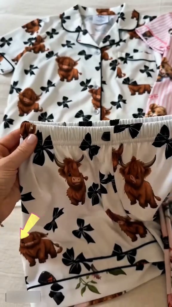 LAST DAY! 50% OFF! Highland Cow 3-Piece Pyjama Set – Cute & Cosy!