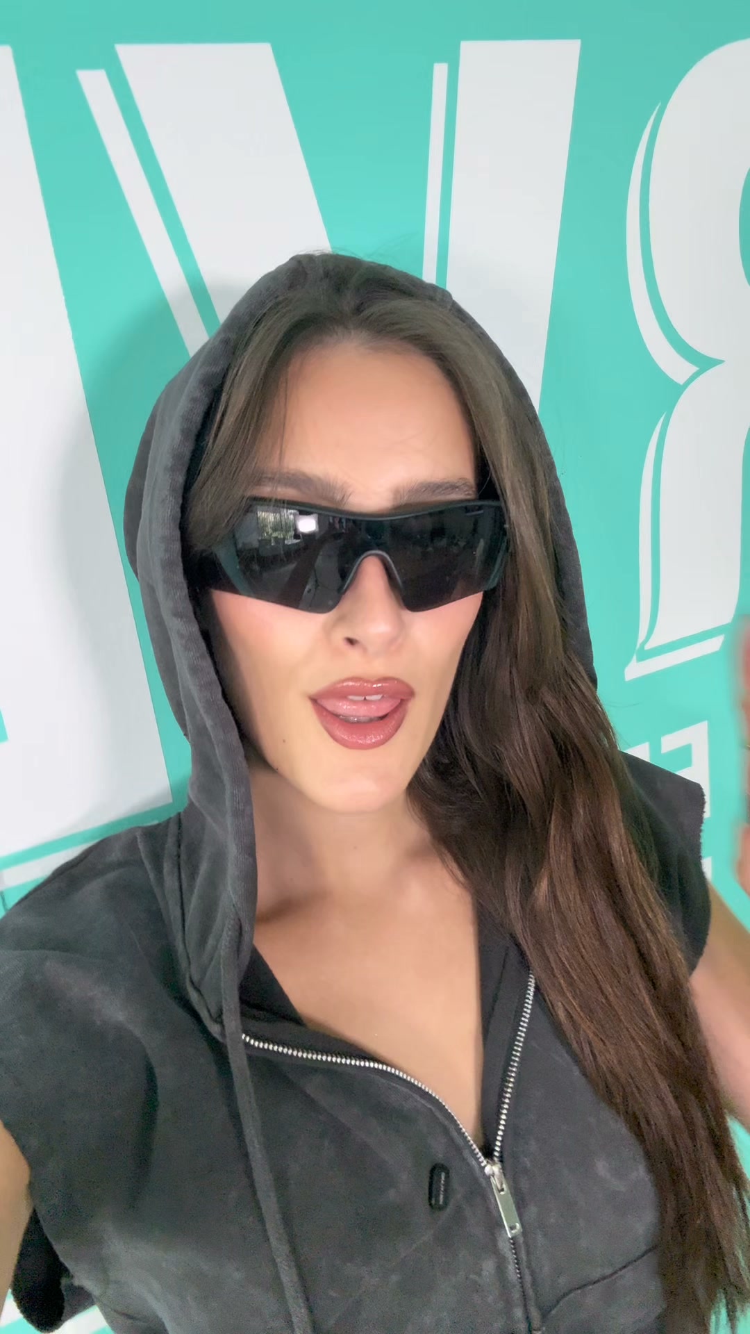 Anúncio de Pervedere Sunglasses