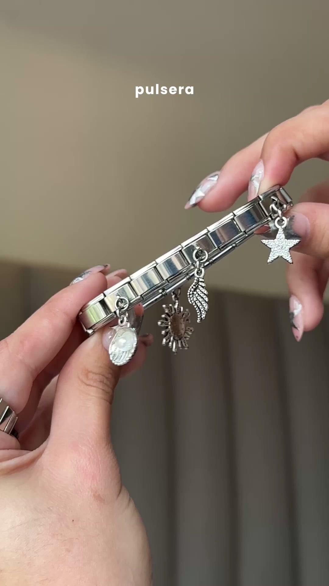 +1000 Charm Designs
