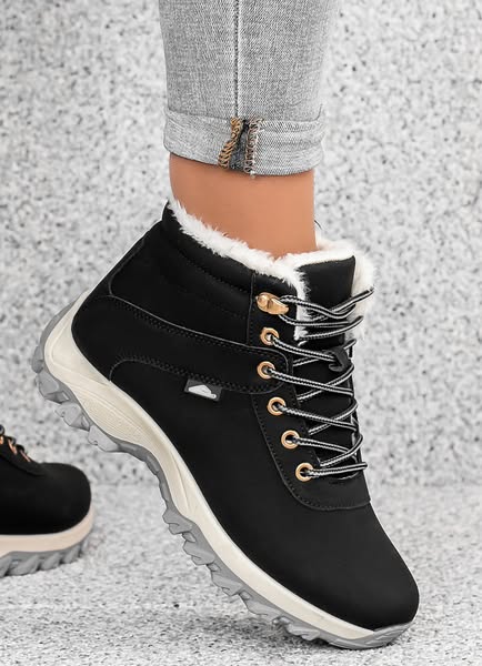 Czarne Zimowe Buty Trekkingowe Sarita
