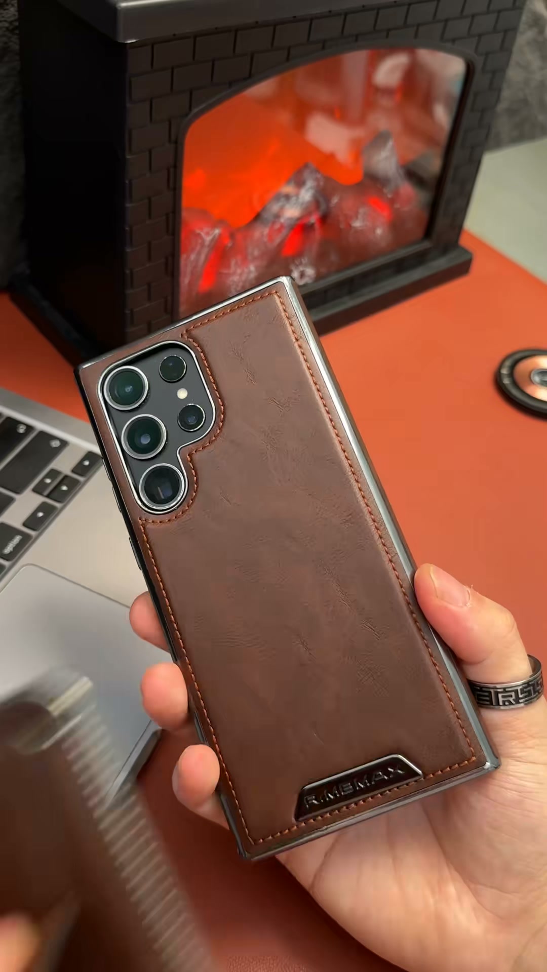 Leather Magnetic Bracket Wallet Drops