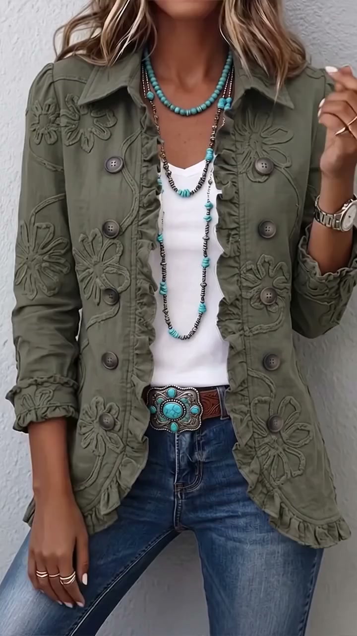 AURÉLIE - VESTE BRODÉE À VOLANTS