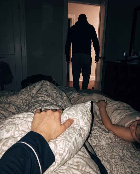 Wat niemand vertelt over kinderen die elke nacht bij mama komen