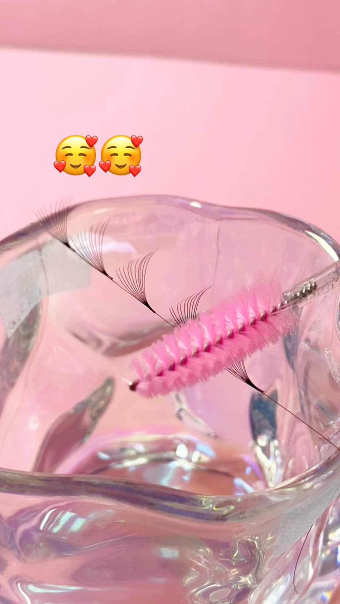 Get Better Retention! Narrow‑Base Fans Stick Close To Natural Lashes