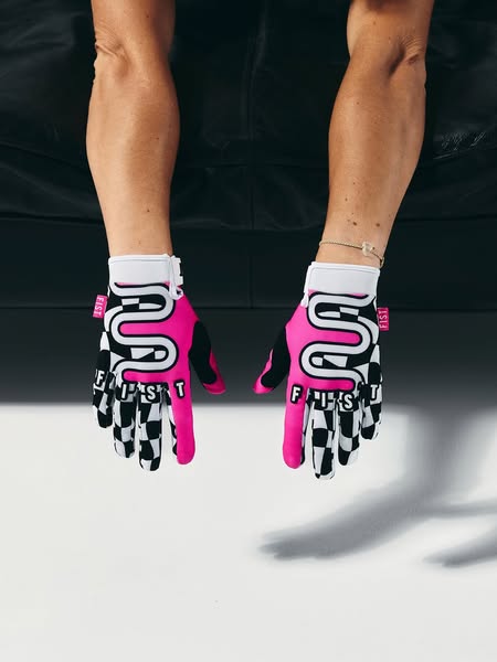 Ellie Chew 'Chewnique' Gloves