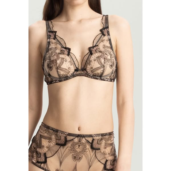 Love Potion Underwired Triangle Bra in Black