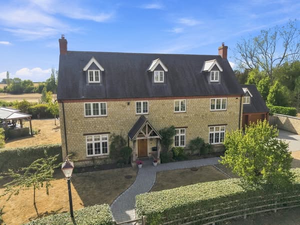 Fine & Country Northampton, Wellingborough & Towcester
