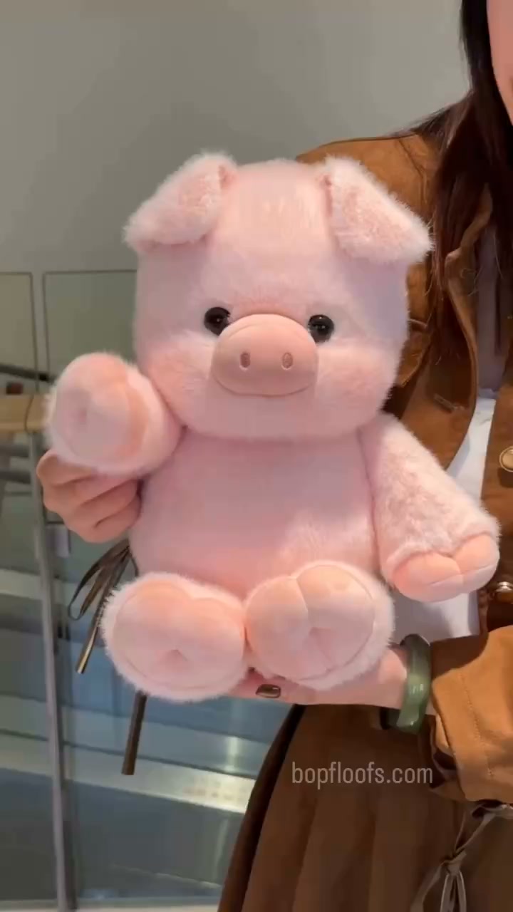 These plushies can run!