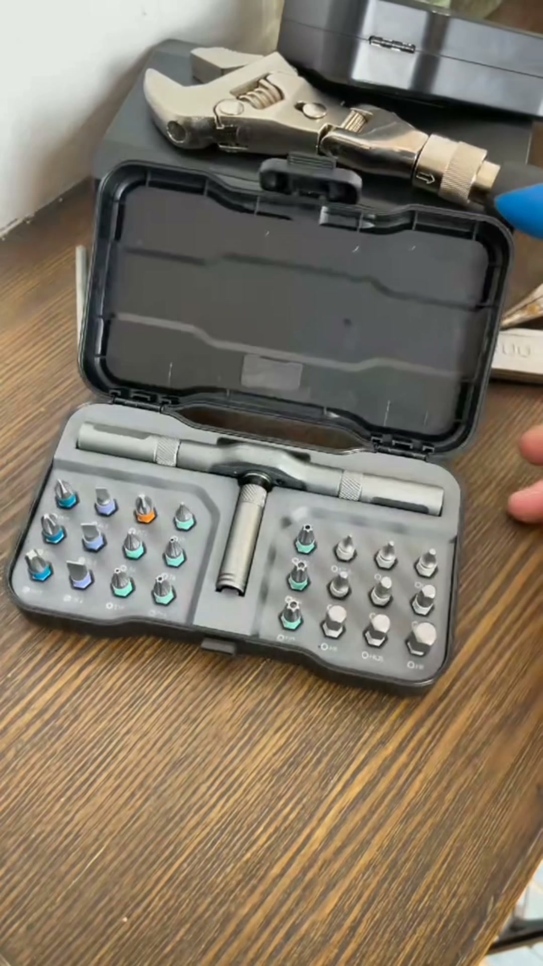 The Handy Tool Set Everyone Needs