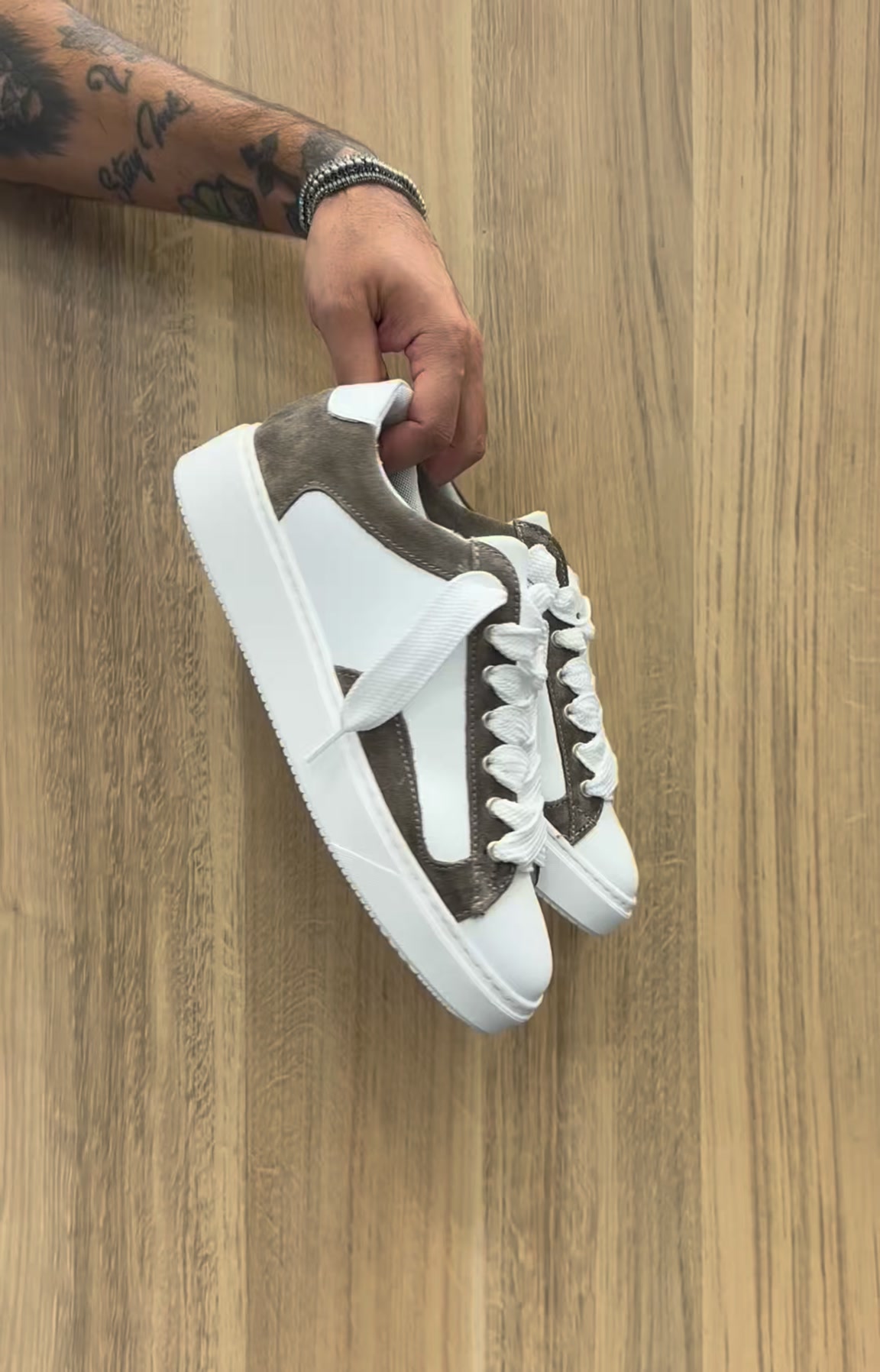 SNEAKERS PARIS