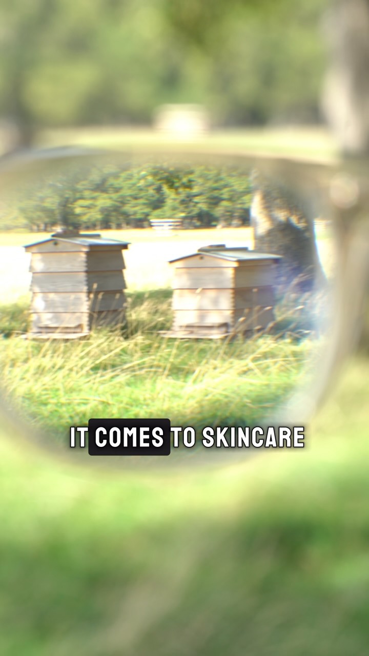 Anúncio de Bee Cosmetics
