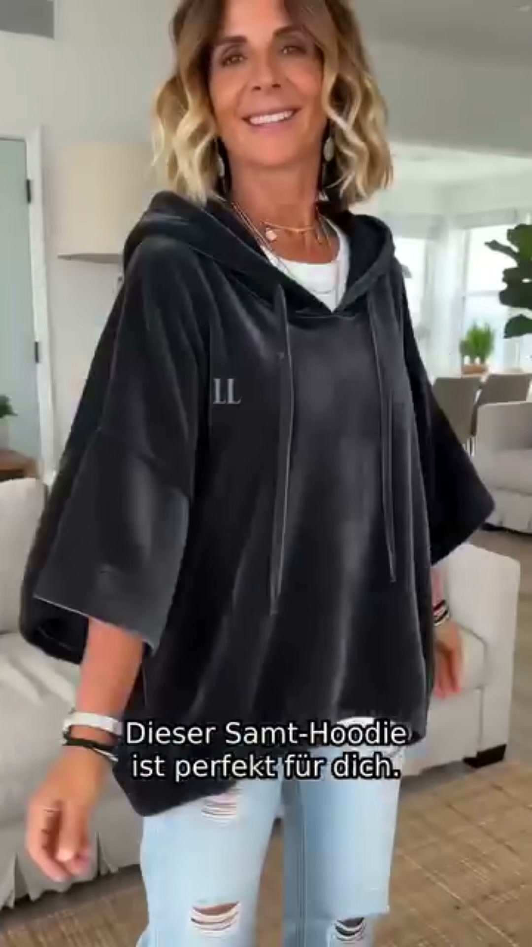 Minimalistischer Velours-Hoodie für Damen – Lässig, weich & vielseitig
