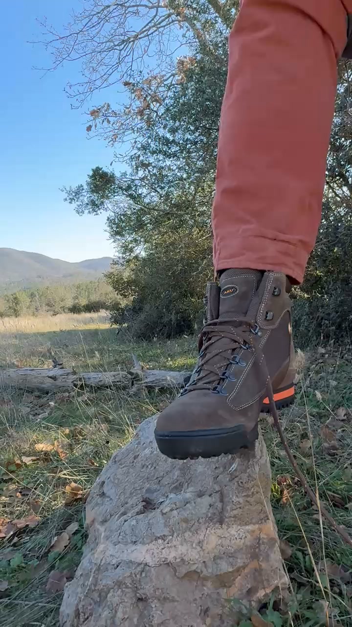 Άρβυλα AKU