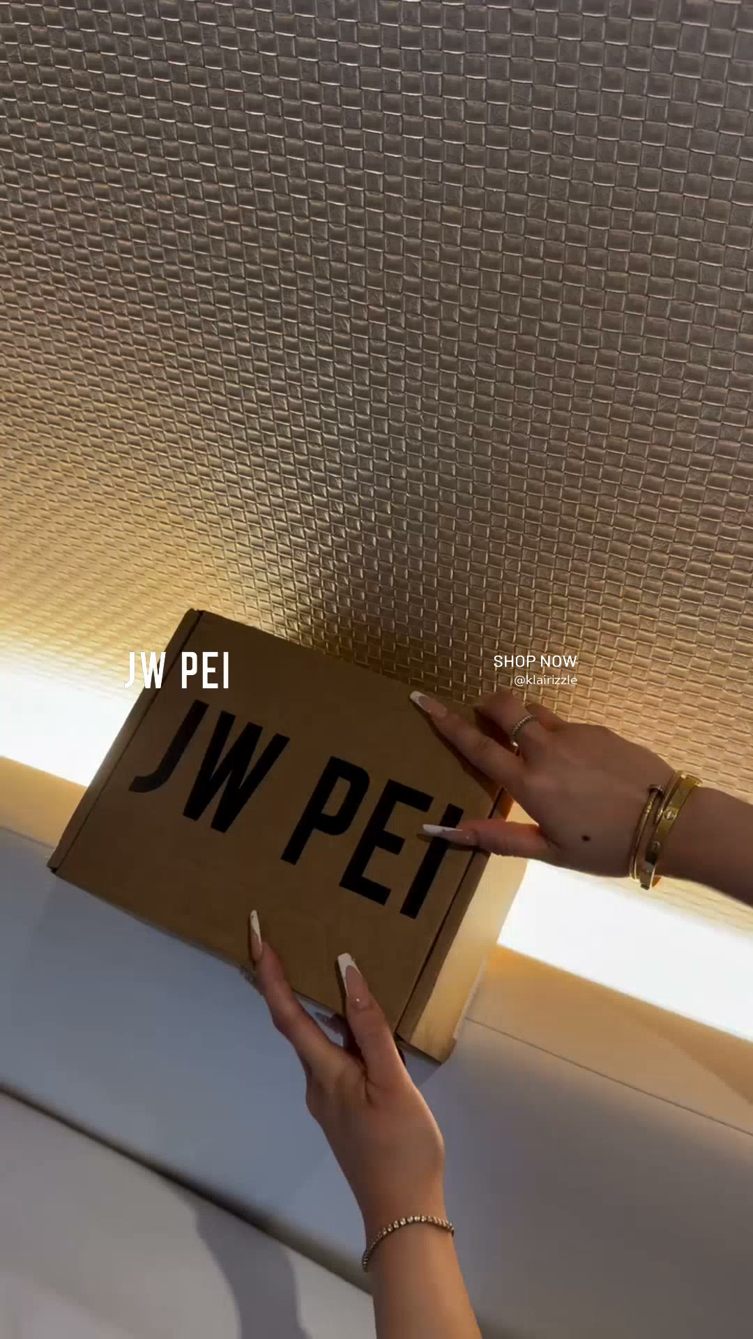 Anúncio de JW PEI UK