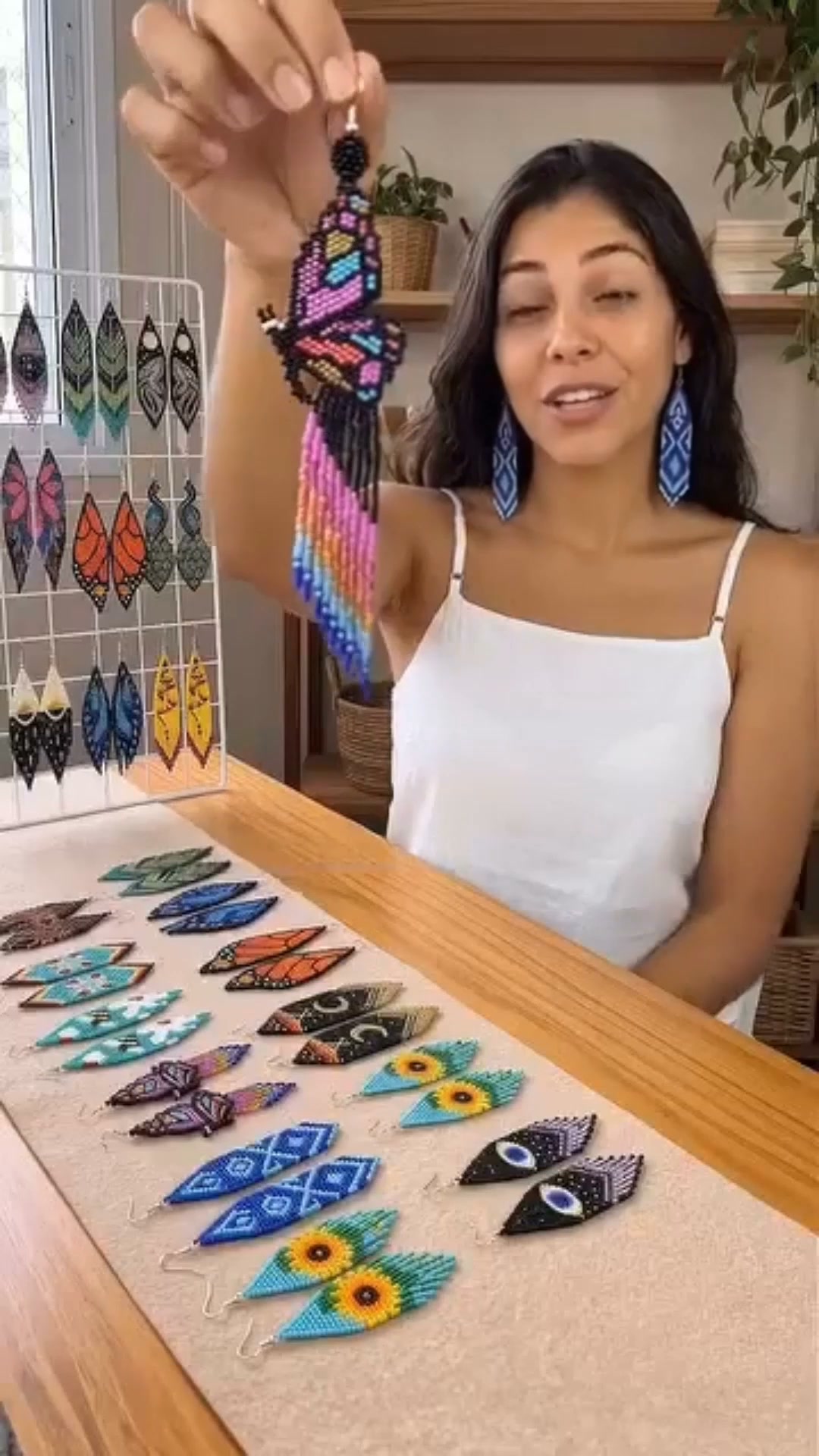 100 SEED BEAD EARRING PROJECTS TO CREATE