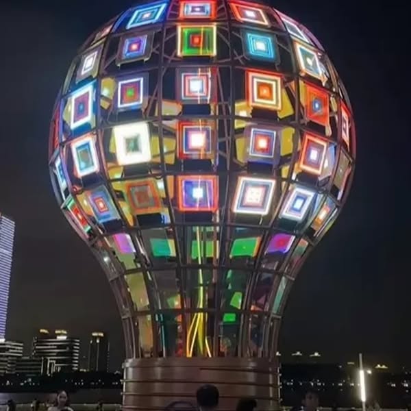 Dynamic Sculpture Supplier