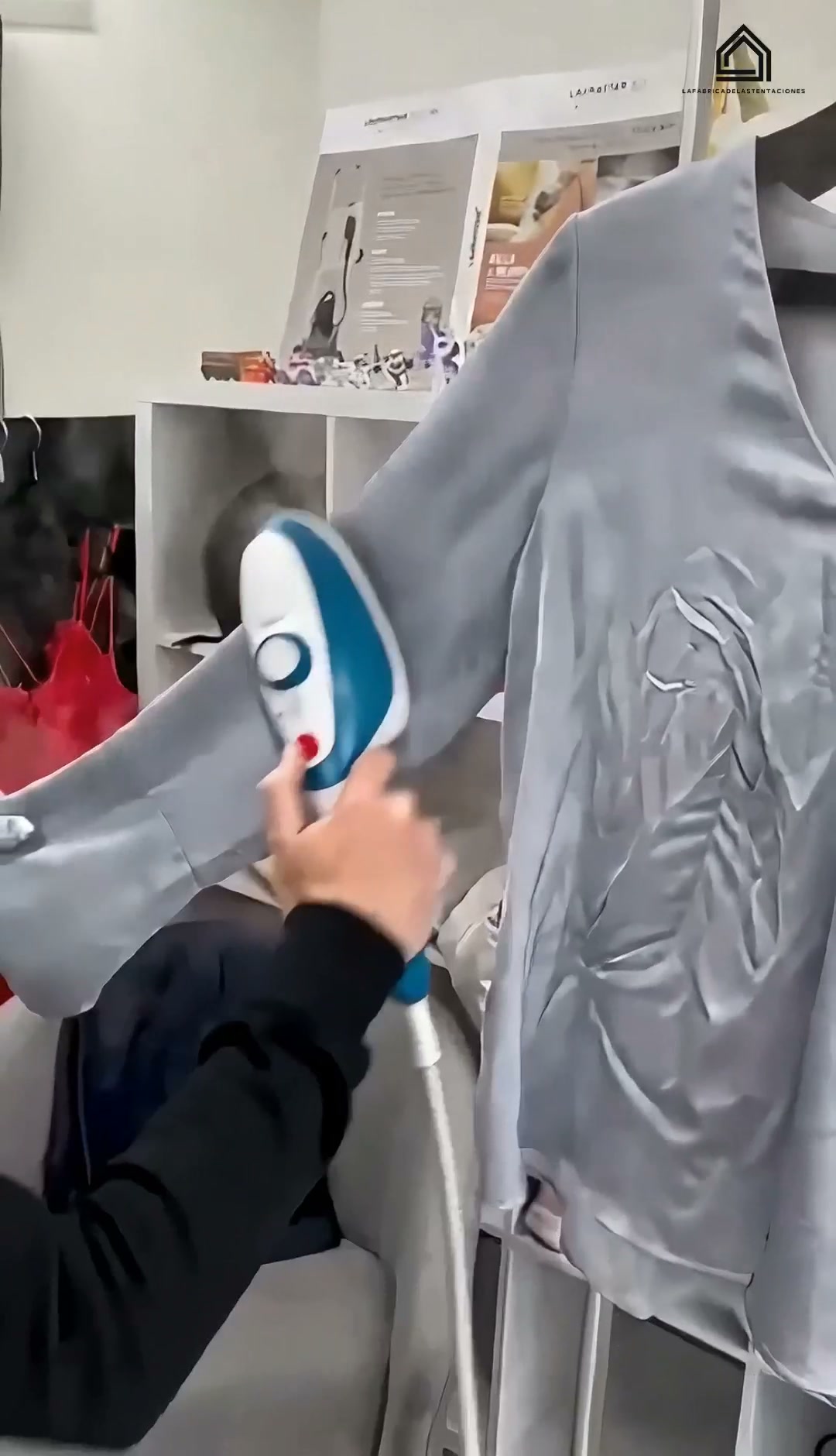 Anúncio de La fábrica de las tentaciones