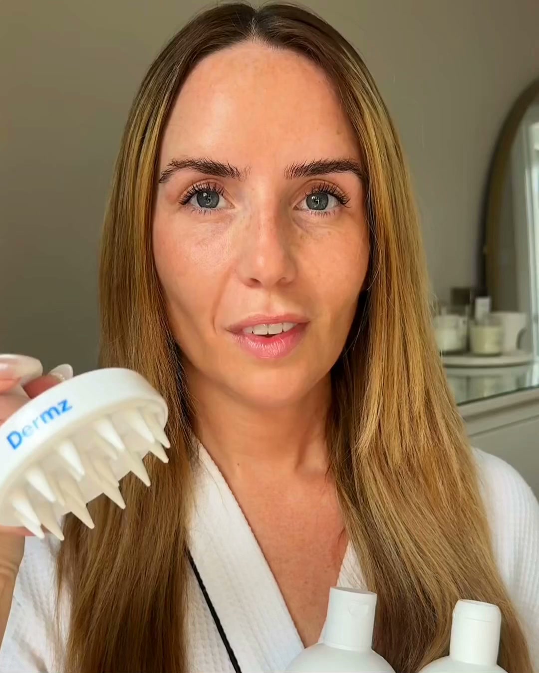 Stop dandruff at the source with the Healpsorin set