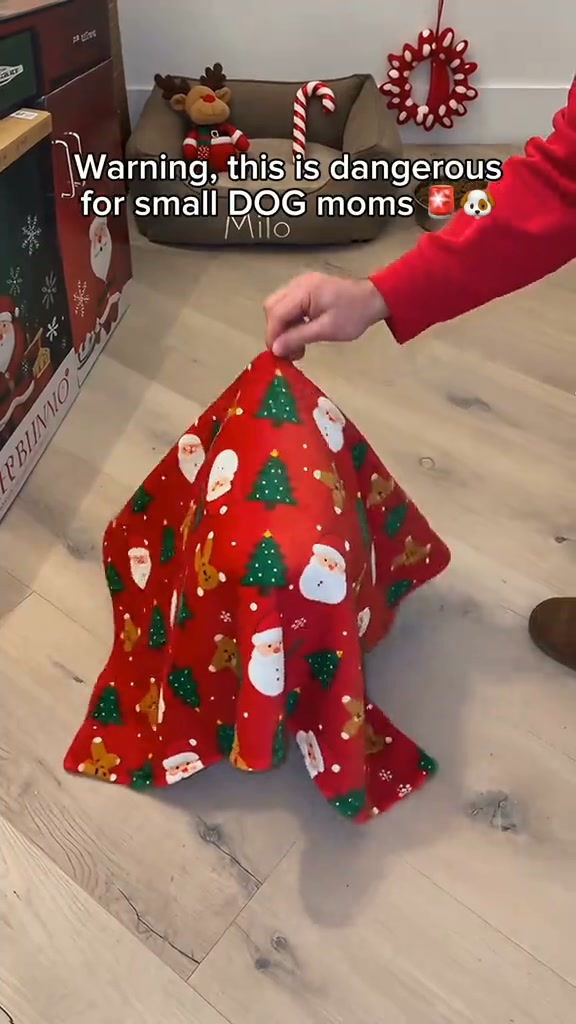 Christmas Sale 60% OFF!50K+ SOLD!Christmas Tree Pet Cape Cloak for Cats & Dogs