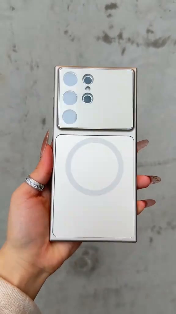 Matte Samsung Case · Clean Premium Look
