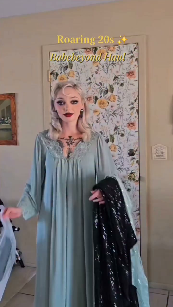 Find the 1920s Style in BABEYOND.