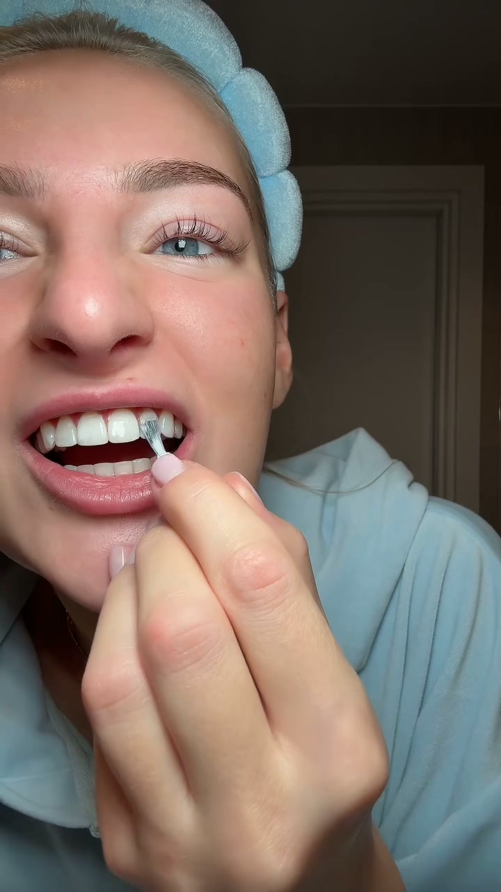 Instant White Smile