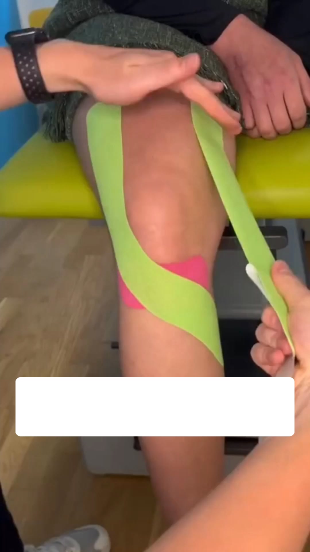 Knee Joint Correction Tape - Move with confidence again, without constantly having to think about your knee