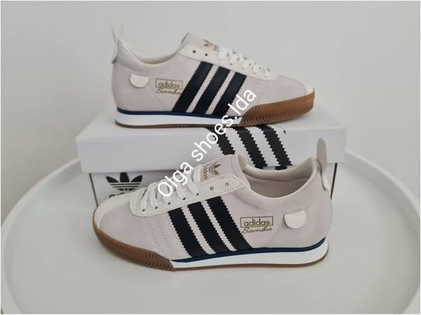 Adidas Samba 62 Blanco Gelo/Negro, Elegância Clássica e Conforto Premium