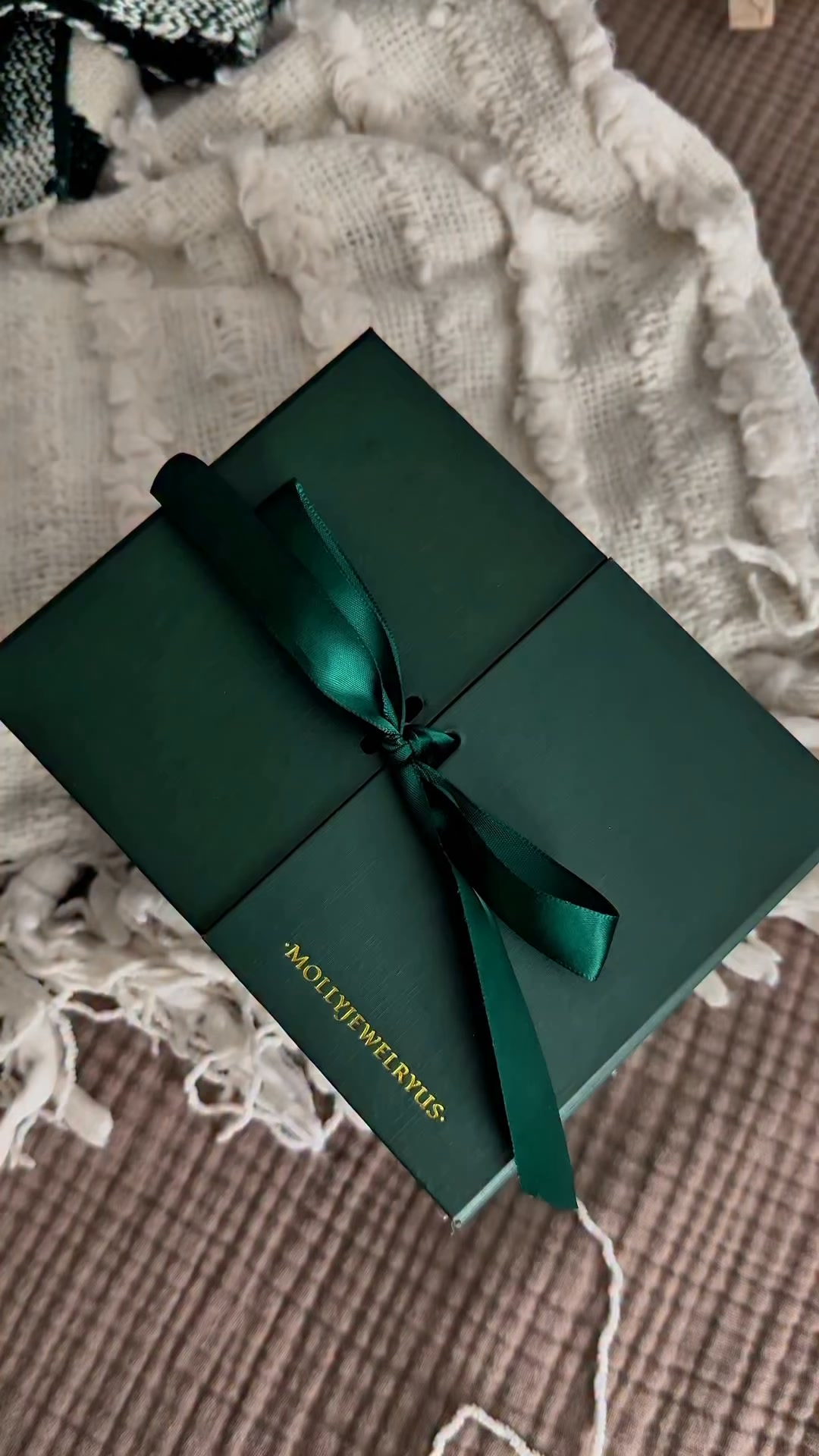 Meaningful Jewelry_Gift