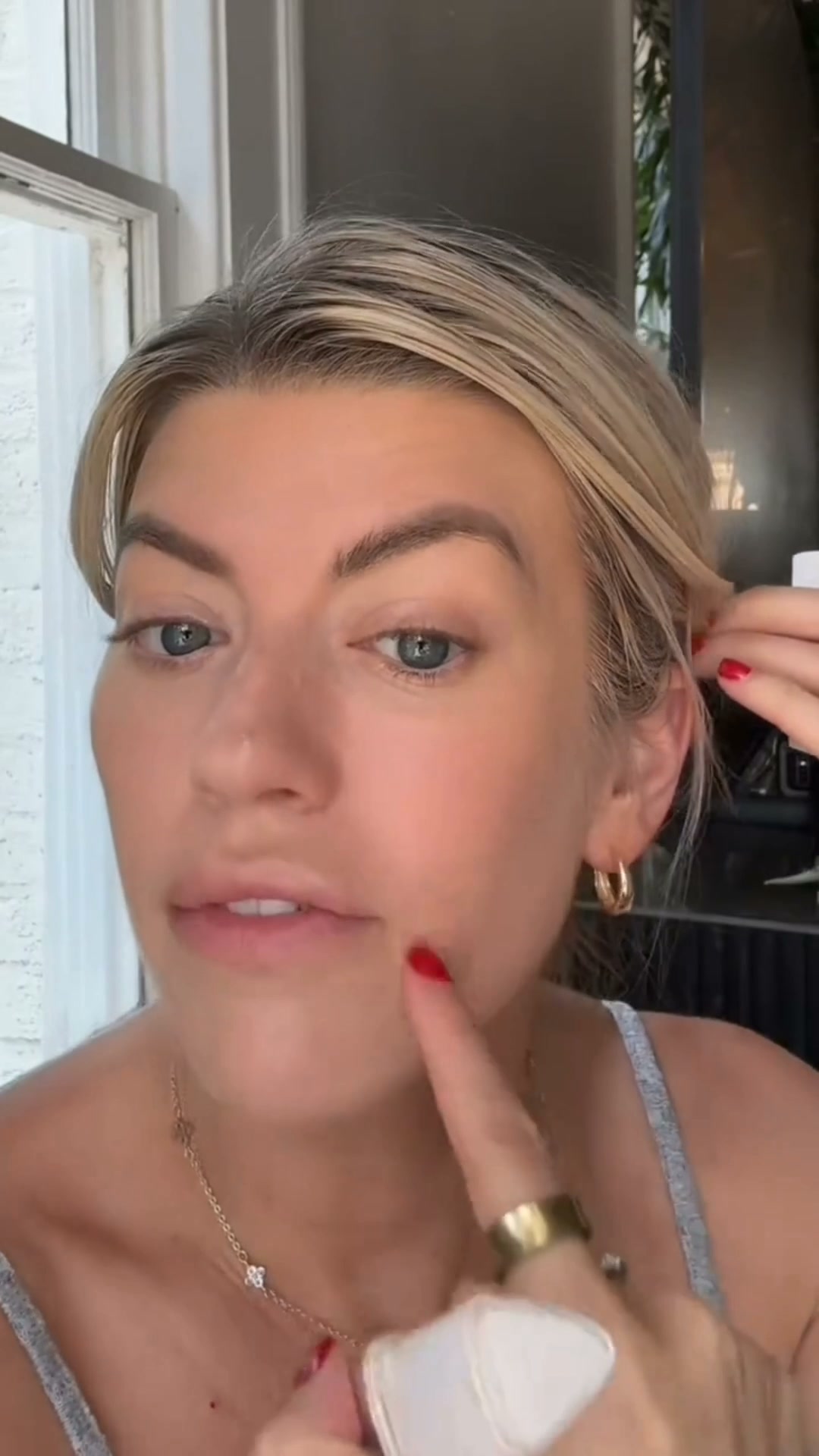 En Jämnare Hudton – Utan att Använda Tung Make-up