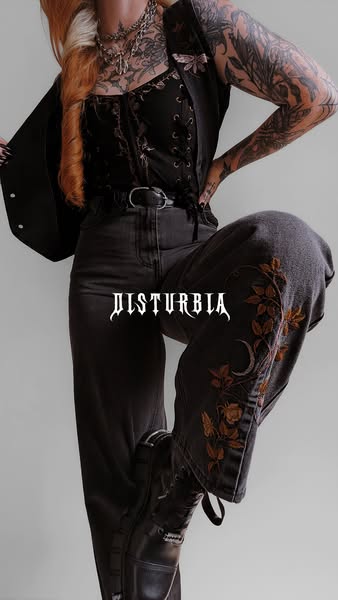 Dark Romantic Fashion