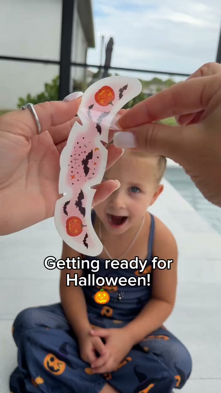 Halloween Freckles in Seconds